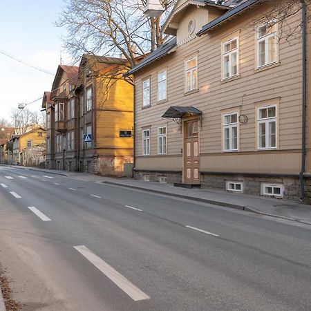 Hotel Meltzer Apartments Tallinn Bagian luar foto